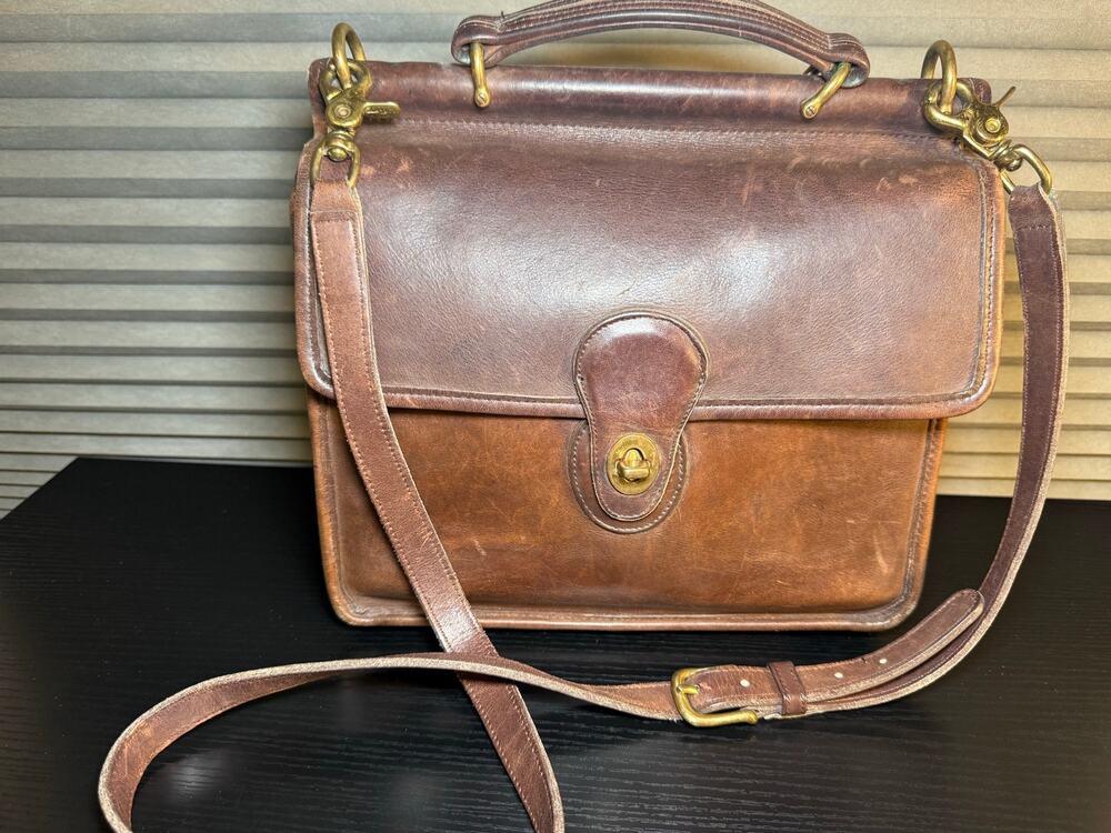 Vintage Coach Station Bag D5C-9927 Brown Leather Crossbody Turnlock USA
